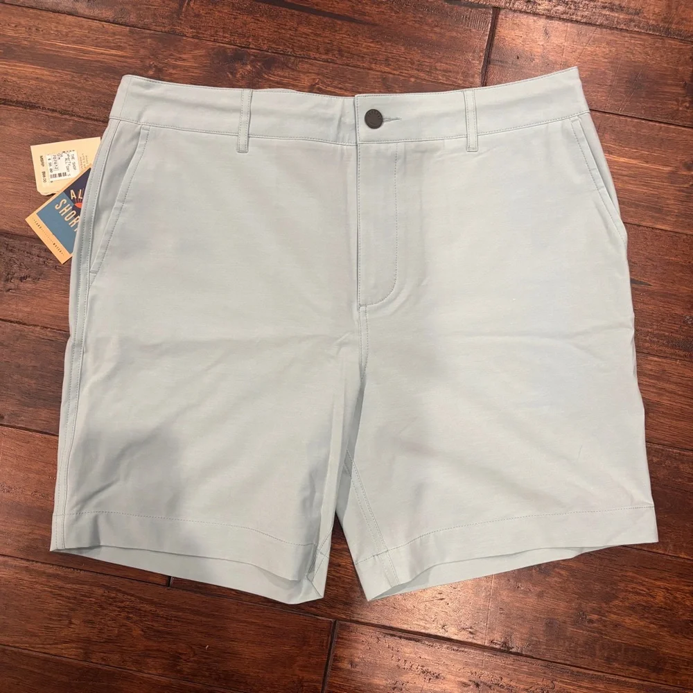 NWT Faherty Men’s All Day Shorts | Seafoam | 34 | 7” Inseam